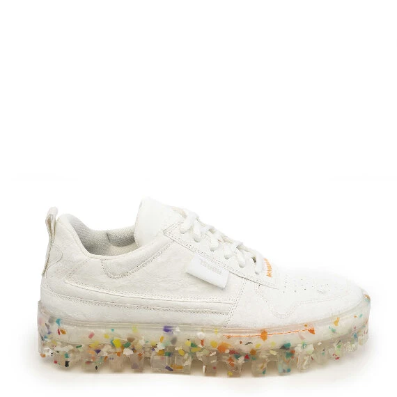 Women’s Bold white low-top recycled paper sneakers